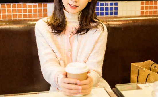 [YALAYI雅拉伊] 2021.01.11 NO.750 果果《甜蜜约会》[40P+1P/437M]