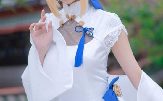 大大卷卷小卷 –  FGOsaber 四周年旗袍 [15P-99MB]