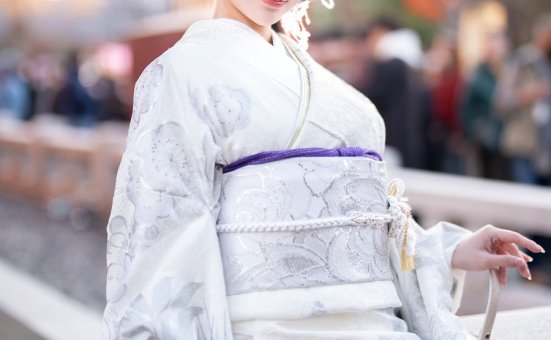 雨波 2024年1月 銀鈿和服 Silver Kimono [46P-250MB]