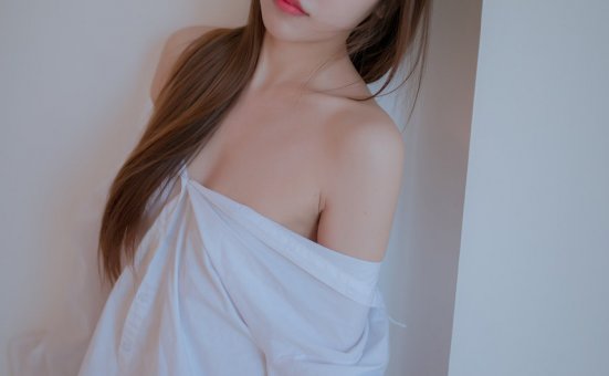 [YALAYI雅拉伊] 2020.11.11 NO.725 秦语《空房》[36P+1P/195M]