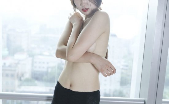 [无忌影社] 2016年07月 子柯 [48P/625MB]