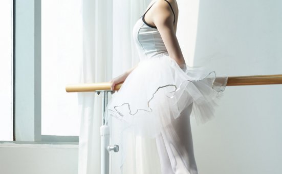 [GALLI嘉丽]舞蹈生日记 019 阳光芭蕾 [45P-301M]