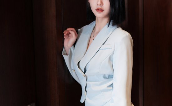 [XiuRen秀人网] 2023.06.09 No.6885 乔一一 [74+1P]