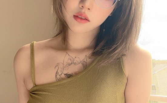 爱发电]狐洛洛子-25和50元档图包 [329P-523MB]