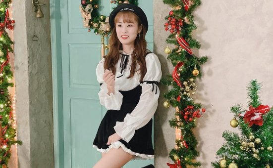 俏妞qiaoniuTT – 大自然 [12P-65MB]