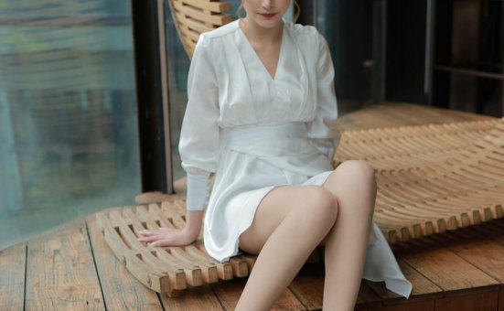 [IESS异思趣向] 2021.05.10 丝享家800：九妹《法式连衣裙》[90P／122MB]