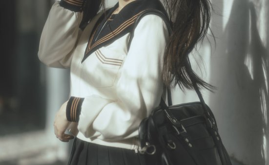 六味帝皇酱 NO.001 — 废墟JK [42P-837M]