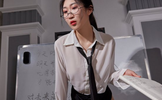 [妖精社] 2021.10.13 B2117 《苏伟-业绩大会》 [56P-695M]