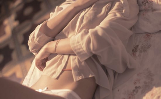 [YALAYI雅拉伊]2021.06.03 NO.800 梓杨 《若有思》  [46+1P／531MB]