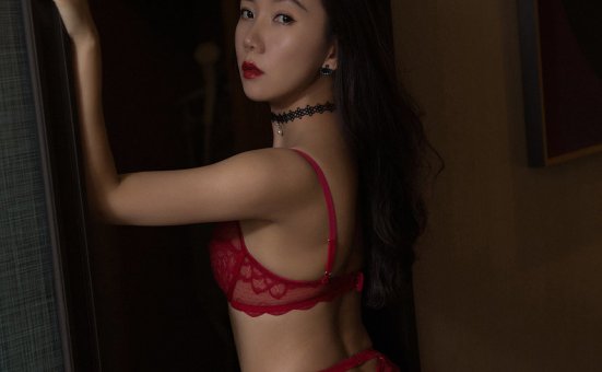 [TouTiao头条女神] 2020-08-31 艾静香 佳颜悦色