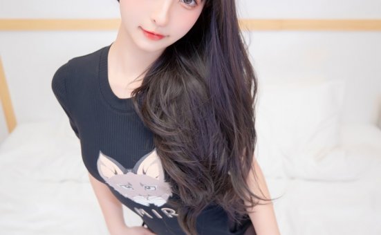 神楽板真冬 — 黑太狼[20P／50MB]