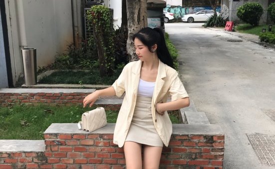 [最爱帆布鞋] 丝袜美腿写真 ON.44 图套+视频