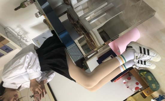 [最爱帆布鞋] 丝袜美腿写真 ON.50 图套+视频