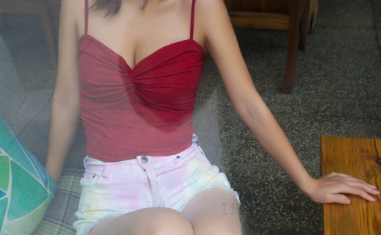 GIRLISS丽丝映像 – 梁冰的红螺旋与肉丝 [44P-772MB]