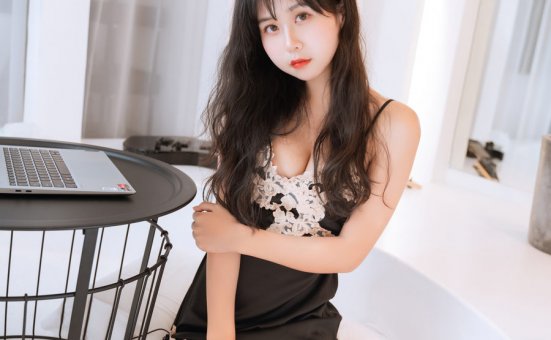 萌芽儿o0 – 小D睡衣 [12P-22.5M]