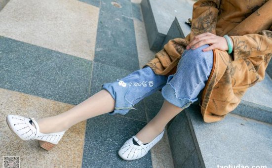 [SIEE丝意]  No.068 叶子 牛仔裤里的秘密 [34P]