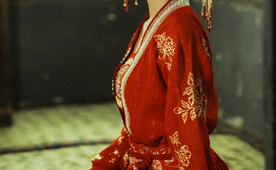 [YITUYU]艺图语 2021.08.23 梦千年 沧霁桔梗 [27P-875MB]