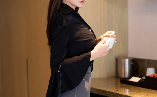 [XiuRen秀人网] 2023.10.23 No.7549 唐宁宁 [85+1P]