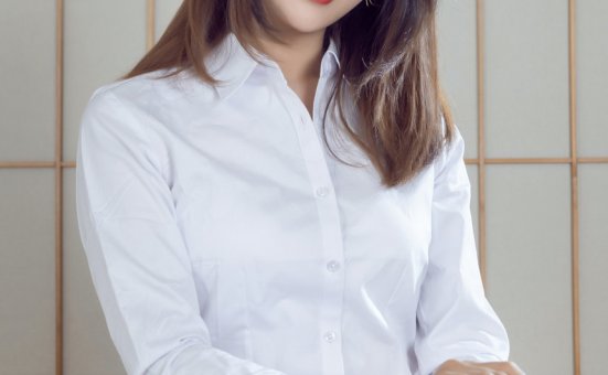 [Ligui丽柜] 2022.07.18 《一品尤物》海伦娜 [50+1P-53M]
