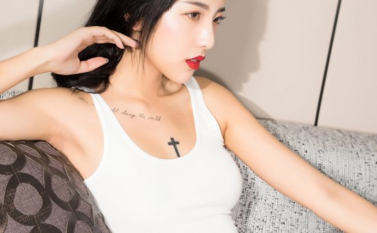 [Kelagirls克拉女神]2017.10.11《性感小野猫》凌雪[28P／517MB]