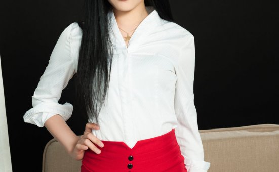 [Ligui丽柜] 2021.02.08 《醉享丝欲》小凡 [66+1P81M]