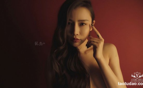 CSgirl(纯涩)劲爆网红写真视频资源摄影师王涛 –晗予（三) [1V]