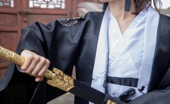 [MSLASS]梦丝女神 – 阿依古丽 来自新疆的月亮花 [79P-480MB]