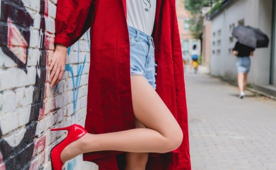 袜涩写真 VOL.080 热裤红高跟亮相 [93P／473MB]