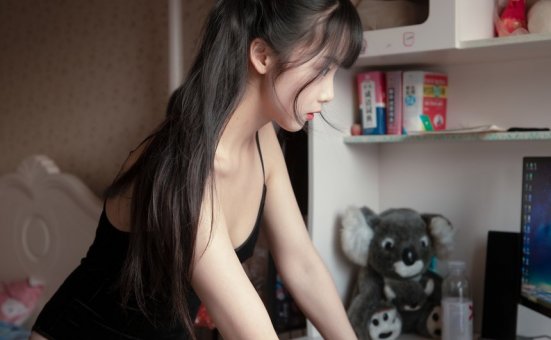 [电喵女神] 灵唯 黑纱 [30P-169M]