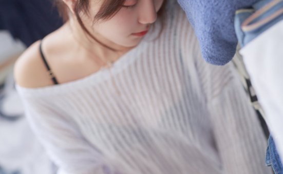 黑川 NO.049 白色洞洞毛衣 [50P-322MB]