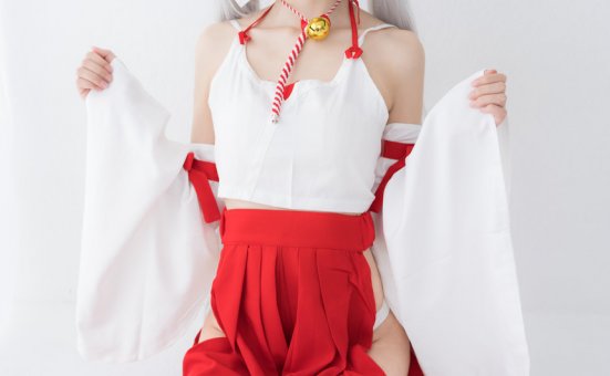 五更百鬼 – 女巫 [14P-330MB]