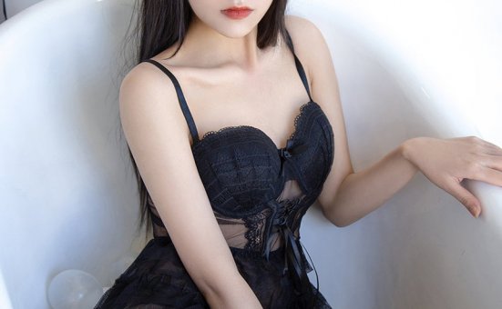 [Ugirls尤果网]爱尤物 2021.07.05 No.2123 茯苓 小美女的泡泡浴 [35P]