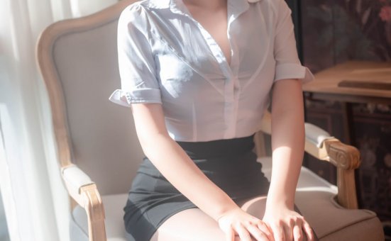 糖果果candy – 室内OL [102P-326MB]