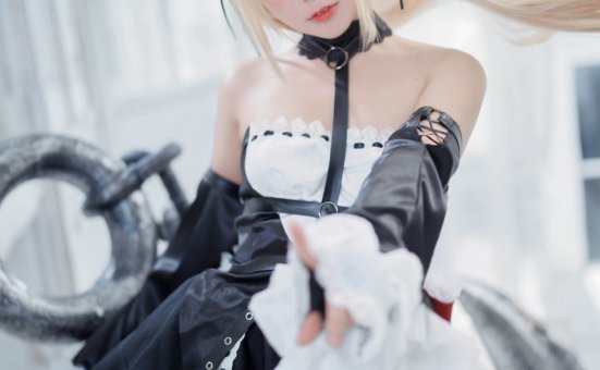 w百合欧皇子w – NO.06 玛丽萝丝 &肃雨雨雨 柴郡 [18P-116MB]