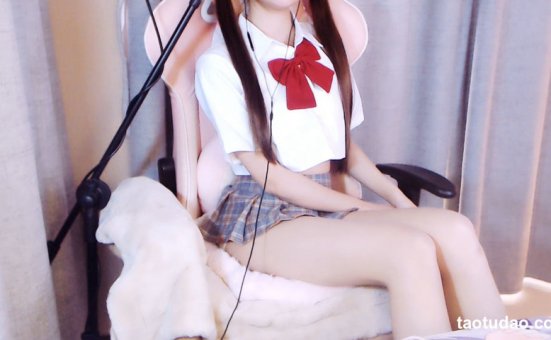 小小奶瓶儿 – NO.05 双马尾制服师生 [1V-1.02GB]