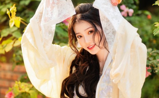 [Ugirls尤果网] 爱尤物 2019.05.26 No.1467 苏沫 出沫 [35P]