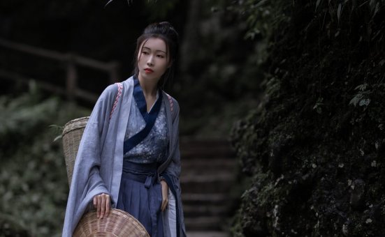 [Ugirls尤果网] 爱尤物 2019.05.17 No.1458 欣凌 心电心 [35P]