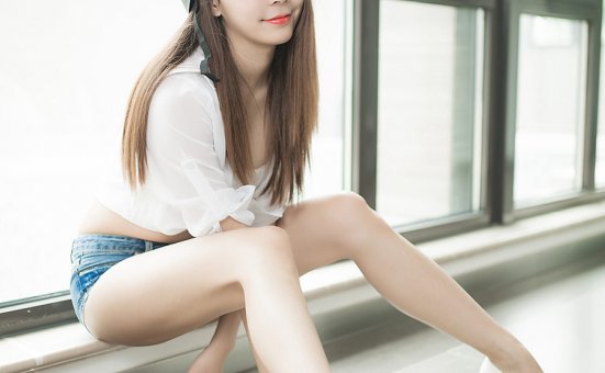 [喵糖映画] VOL.421 吃鸡少女[45P-333MB]