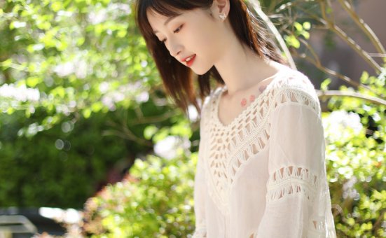 [YALAYI雅拉伊]2022.09.22 NO.975 光晕 京京[42+1P／268MB]