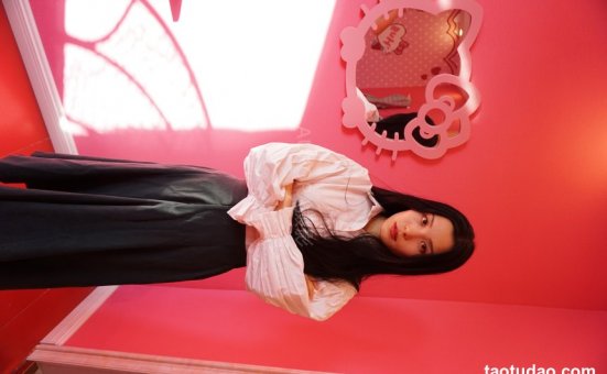 AURORA摄影&Pixel摄影作品 4号 YLN-涂甲油秀足 [104P+1V-3.16GB]