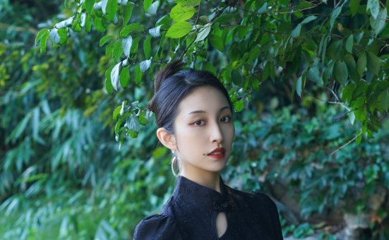 徐莉芝Booty 性感OL秘书 拍摄花絮 [82P+1V-1.01G]