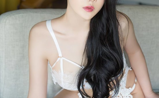 [Ugirls尤果网]爱尤物 2022.01.14 No.2496 甜心 草莓少女 [35P]