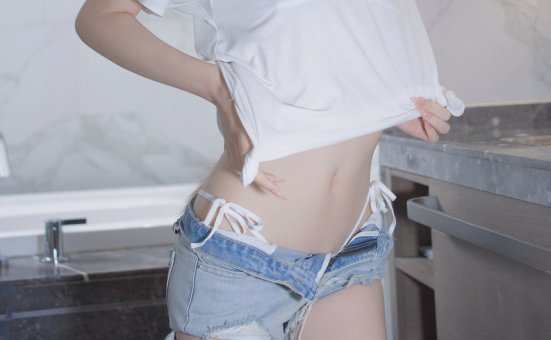 禅院熏 – NO.40 比基尼小狐狸 [32P-220MB]