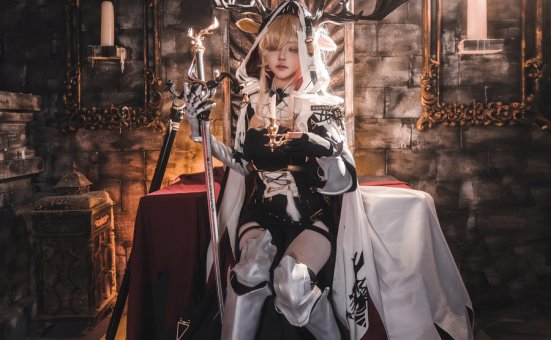 黑龙贯通 – NO.23 薇薇安娜 [14P-95MB]