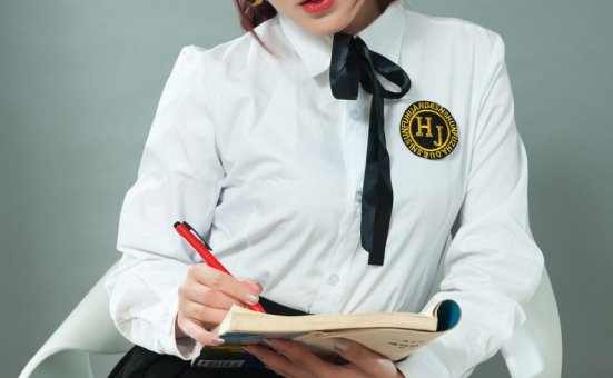 [Ligui丽柜] 2023.04.20 《紧缚丽莲》汐汐 [70+1P-53M]