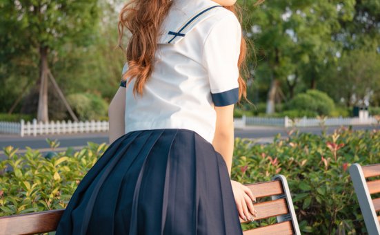 梨瑾瑾 – NO.17 水手服 [23P-242MB]