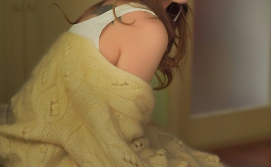 凛子酱 – 眼泪味道的雨 [12P-75MB]