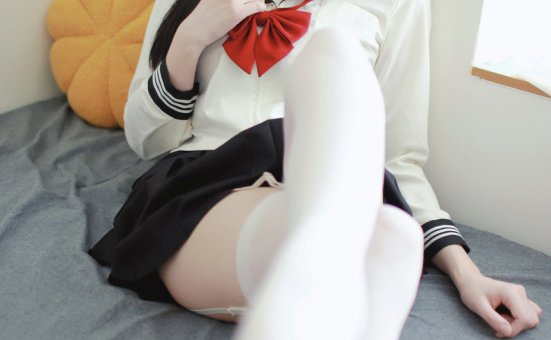 嗷嗚醬-水手服[48P-410MB]