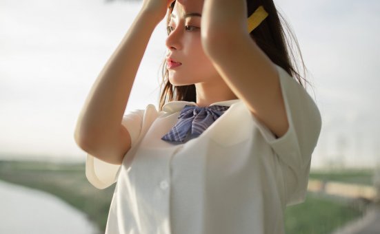 YALAYI雅拉伊] 2020.07.28 NO.677 枝娅《青春在河畔奔走》[41P+1P671M]