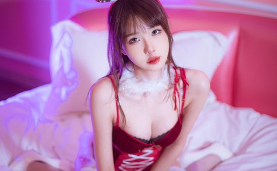 余多多Dudu –  圣诞特辑写真 [28P-94MB]